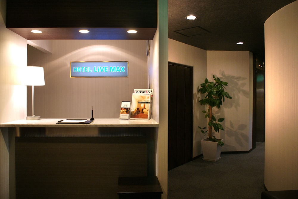 Hotel Livemax Budget Shinosaka 12/37