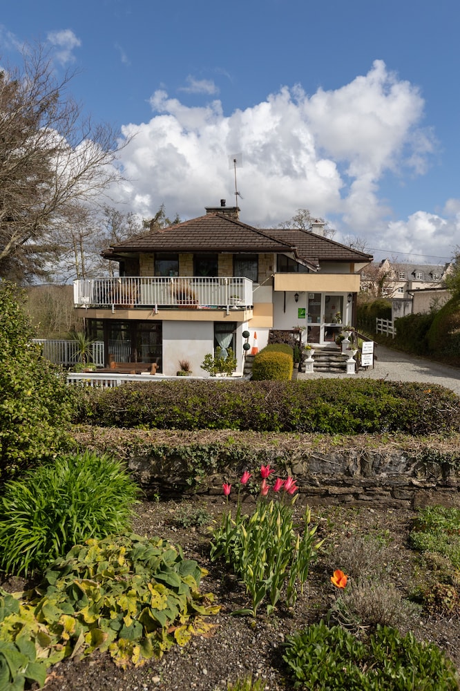 Killarney View House 3/50