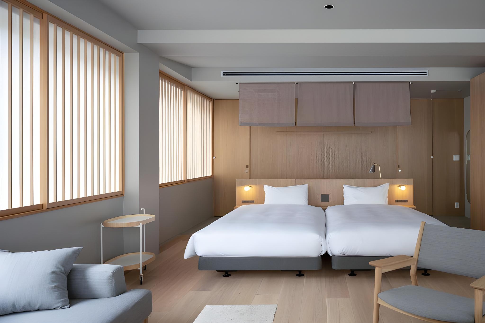 JAPANESE, JUNIOR SUITE