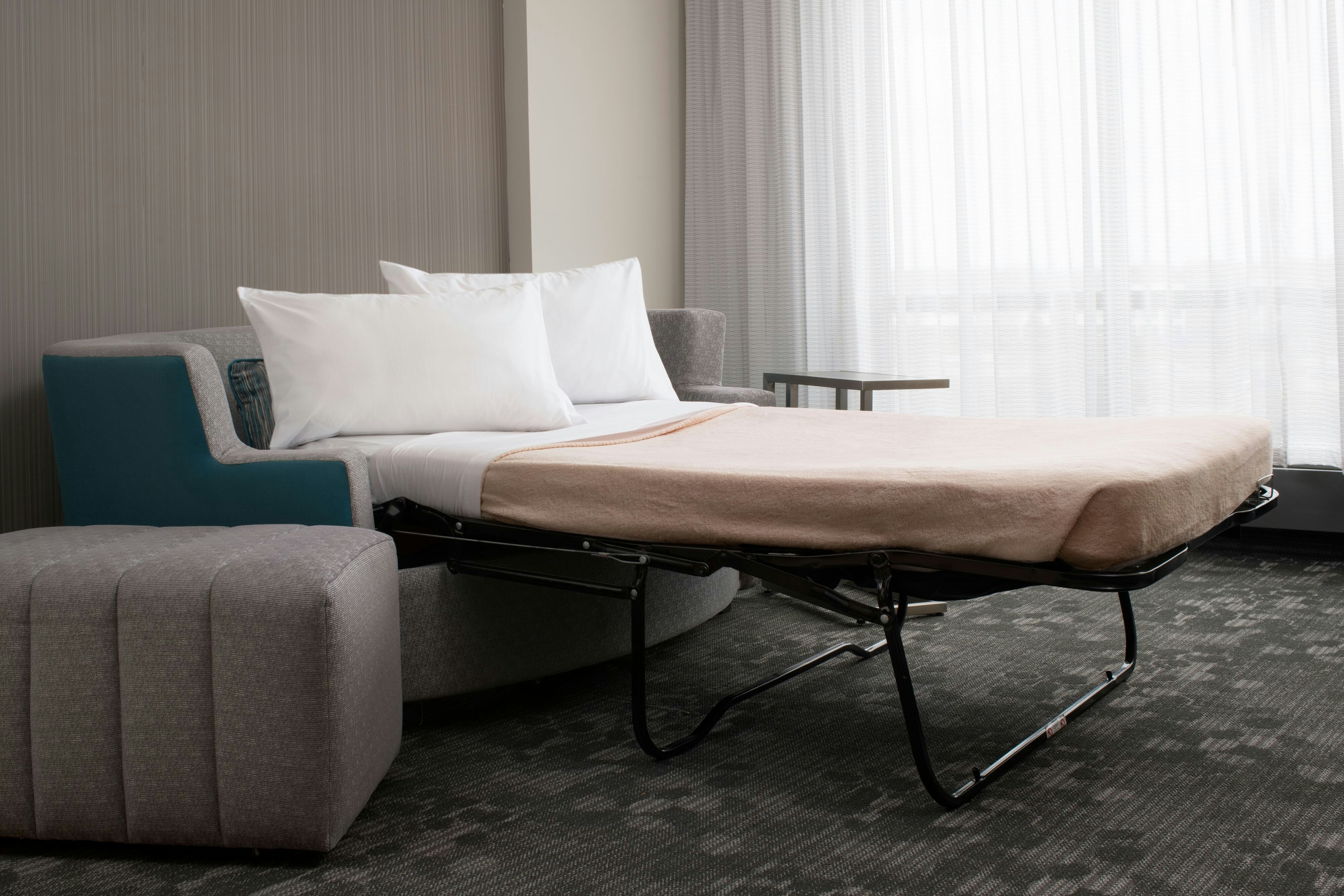 Courtyard by Marriott Edina Bloomington 5/23
