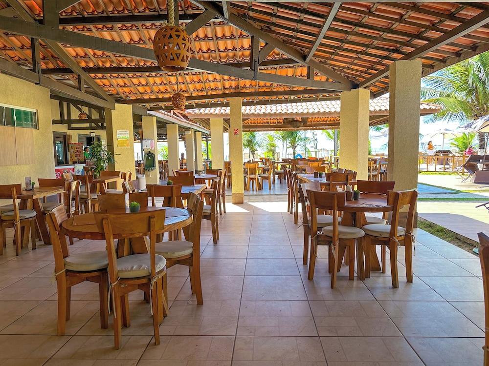 Jangadeiro Praia Hotel 41/67
