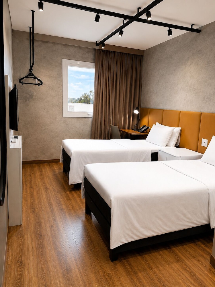 ibis Catanduva 24/59