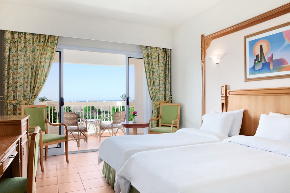 Hurghada Long Beach Resort 12/59