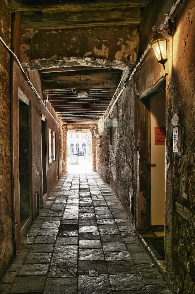 Al Palazzo Lion Morosini 22/27