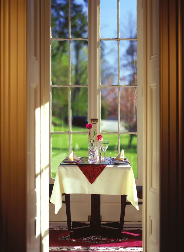 Westover Inn 37/69
