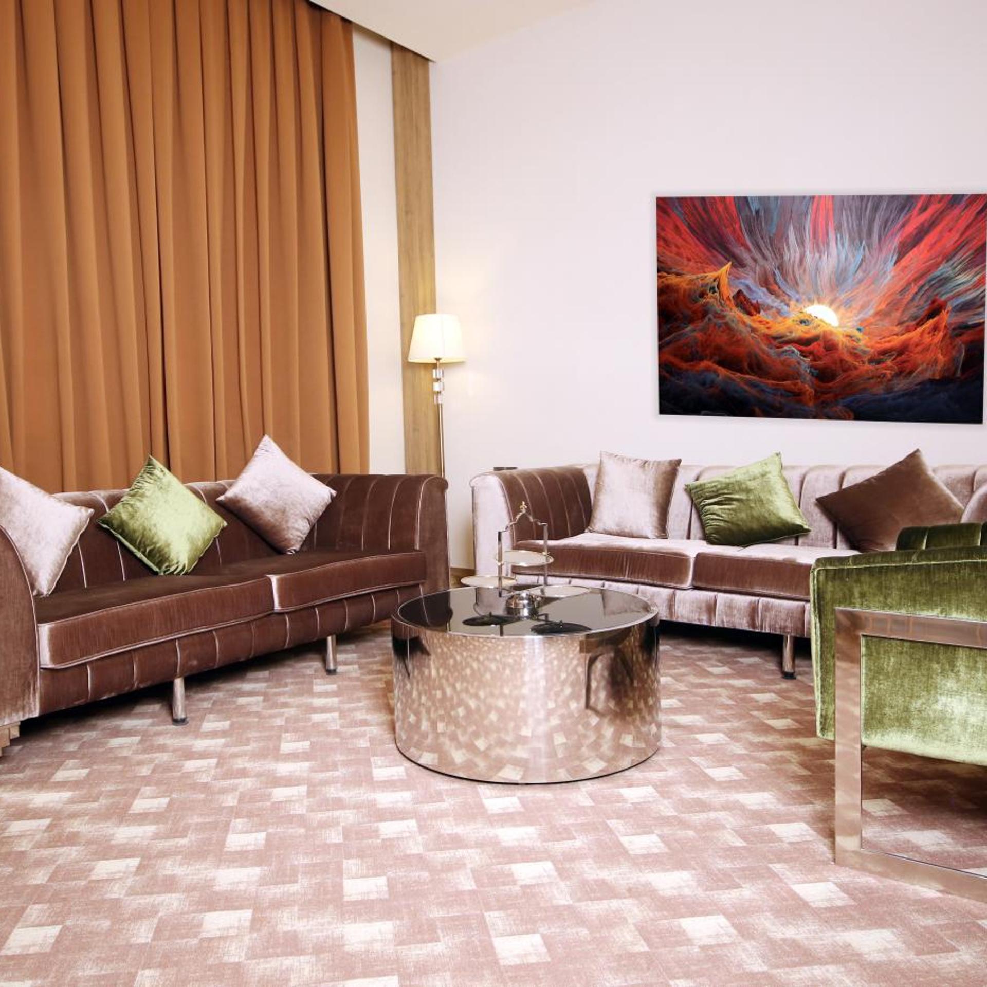 Yarmouk International Hotel 68/75