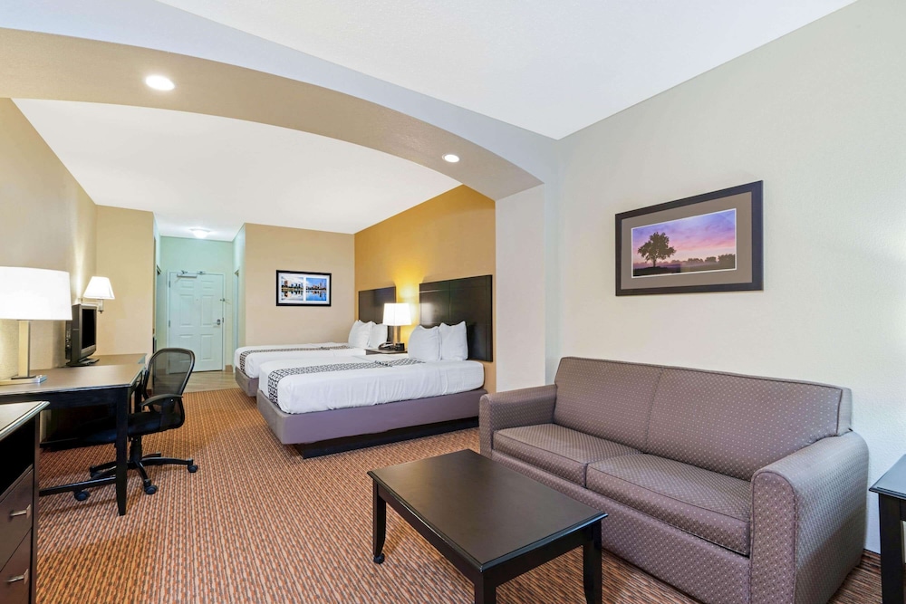 La Quinta Inn & Suites by Wyndham Stillwater-University Area 14/41