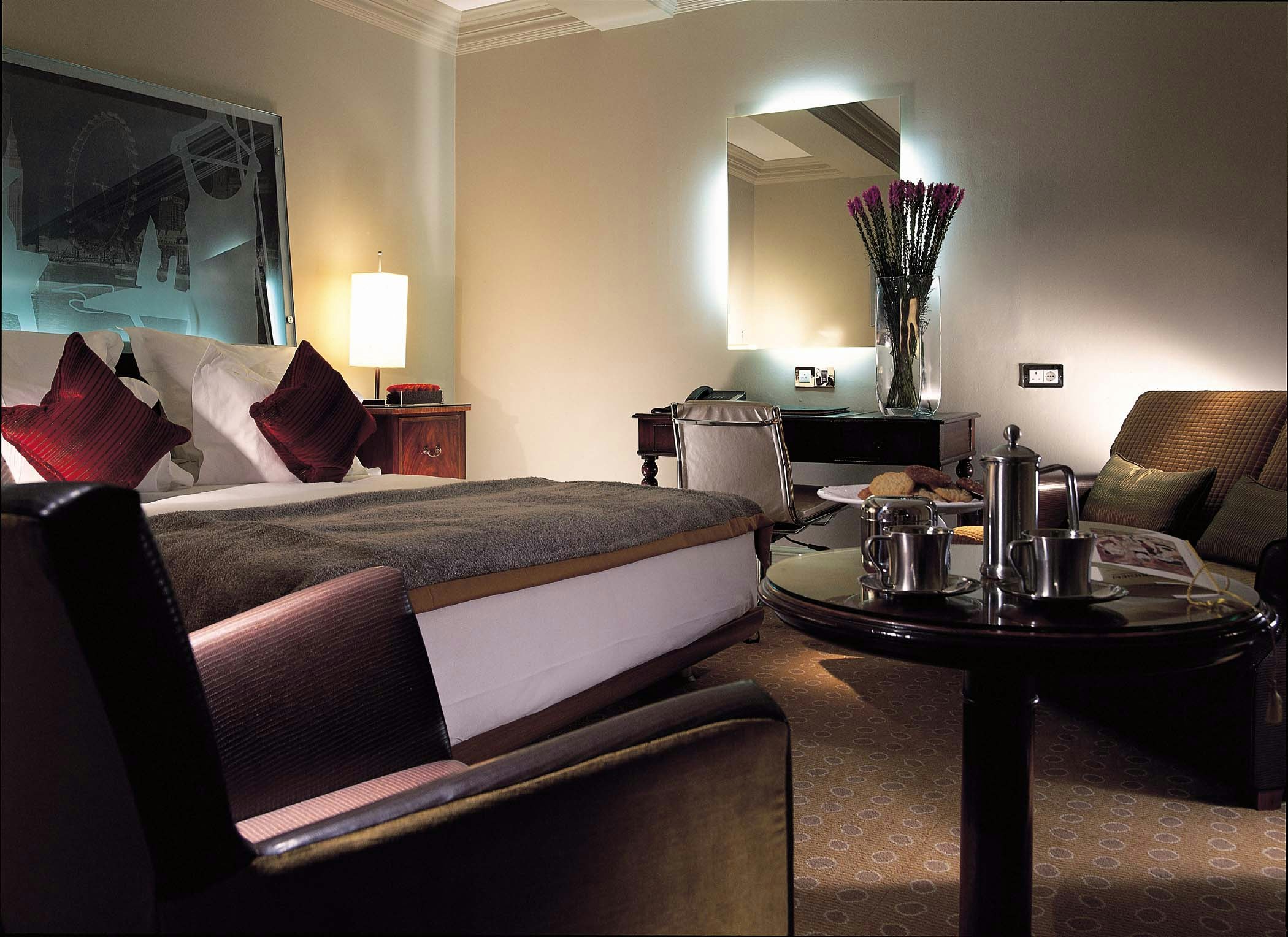 The Waldorf Hilton, London 55/91