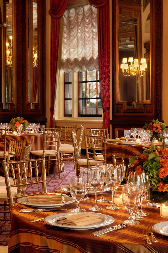 Fairmont Copley Plaza 87/105