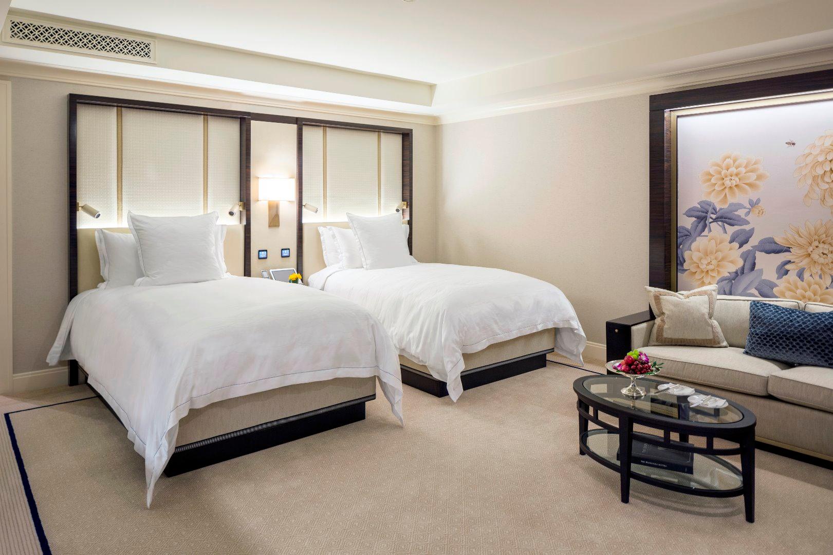 Room at The Peninsula Chicago Hotel, CHICAGO - IL