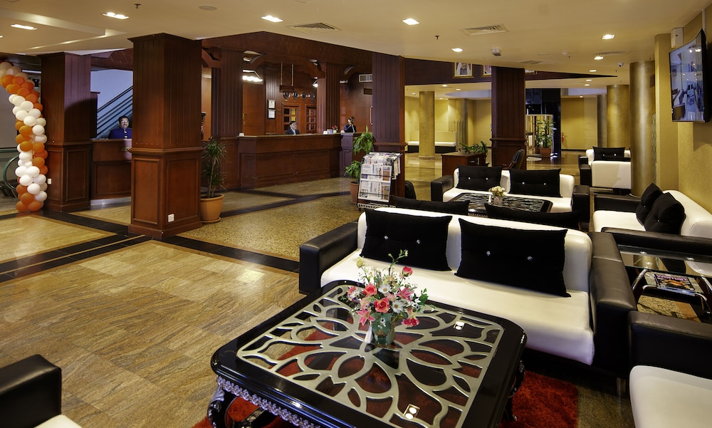 City Point Hotel 7/50