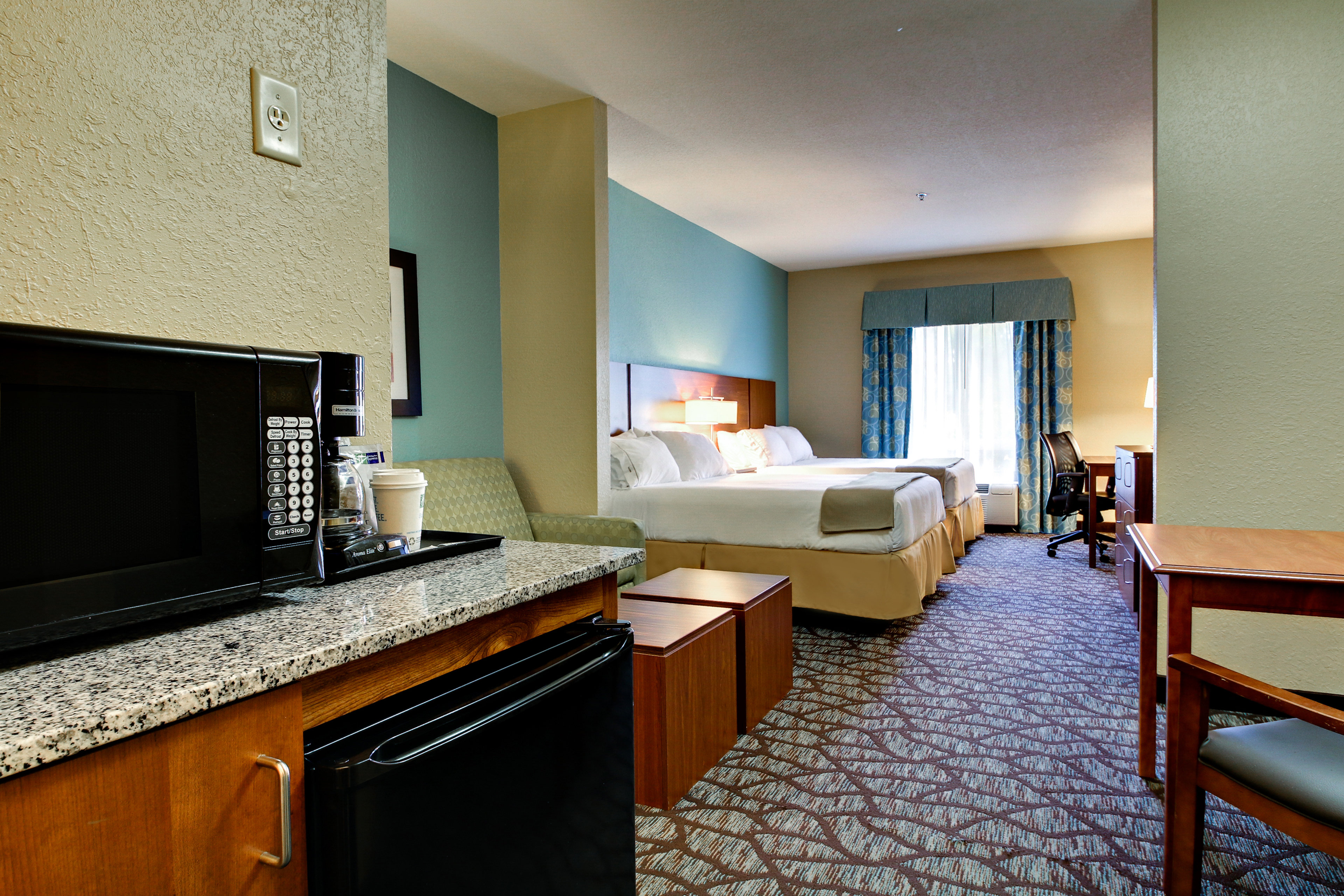 Holiday Inn Express Suites Jacksonville South I 295 38/73