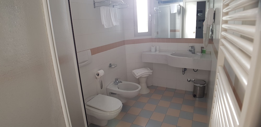 Terme Di Castel San Pietro 56/56