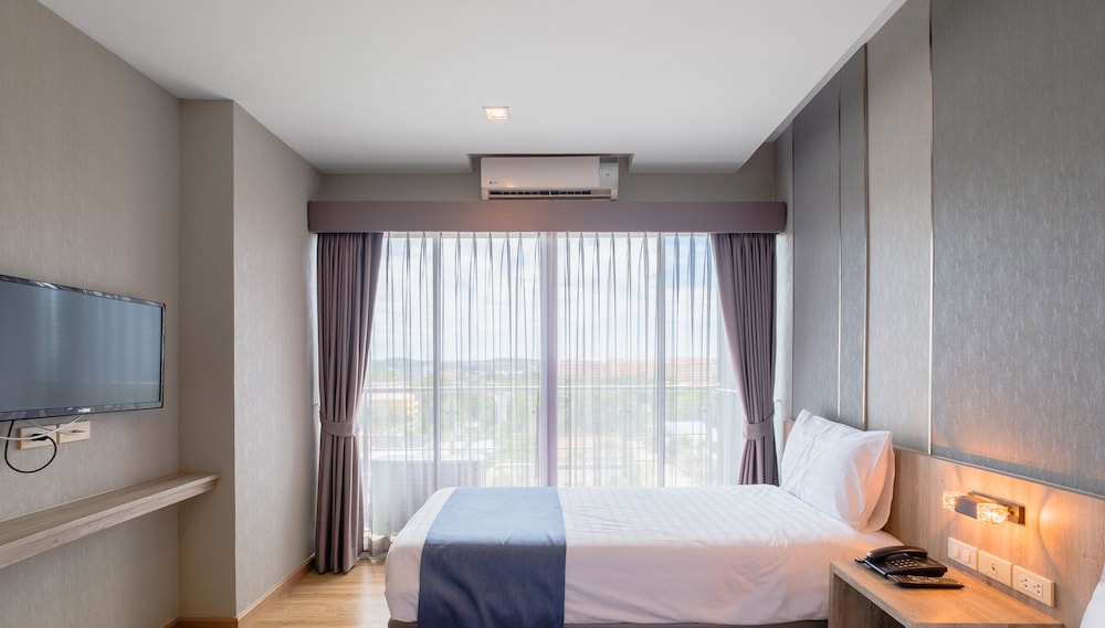 So Boutique Pattaya Hotel and Residences 9/28