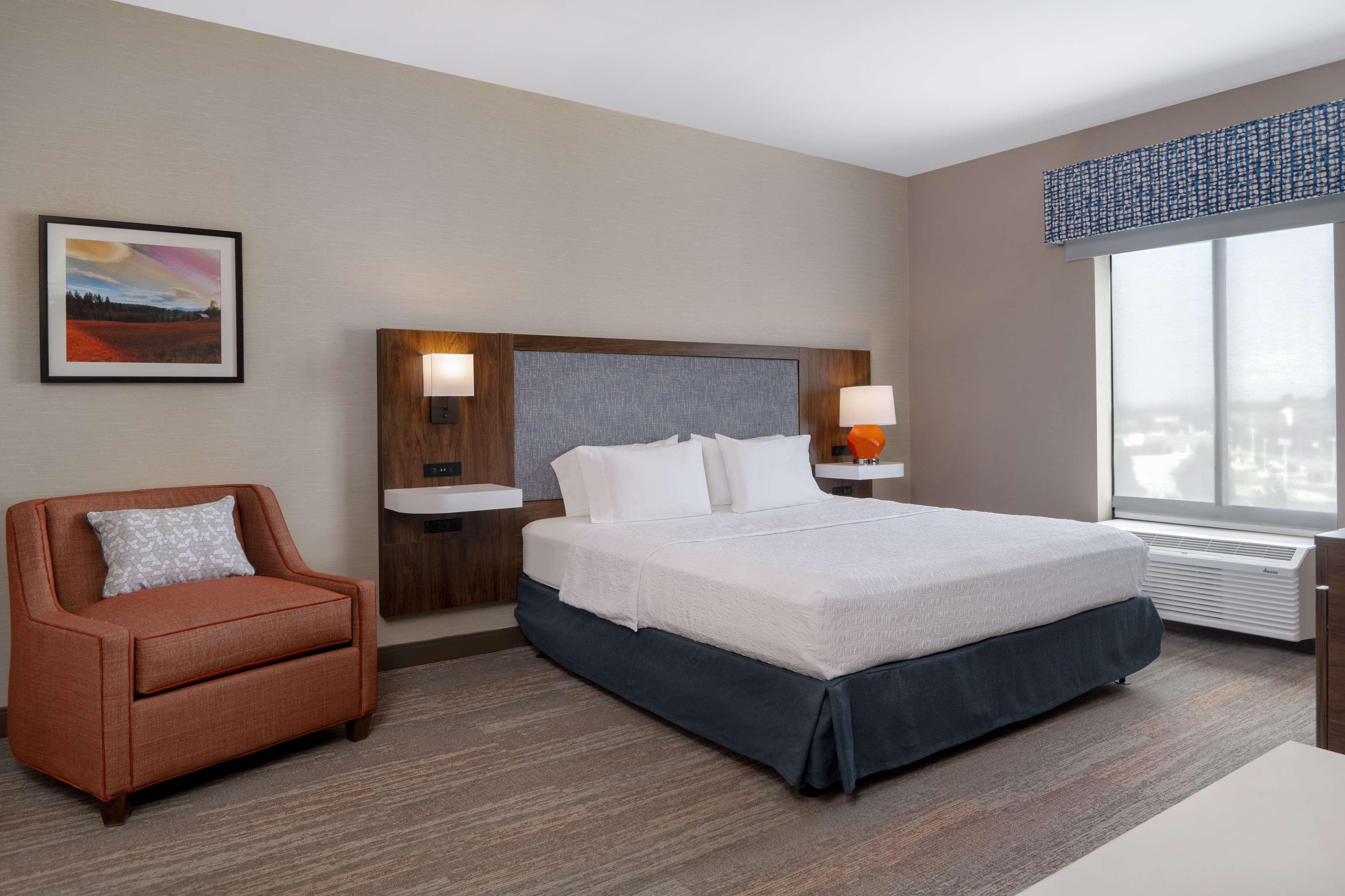 1 BEDROOM, SUITE, KING BED, ACCESSIBLE