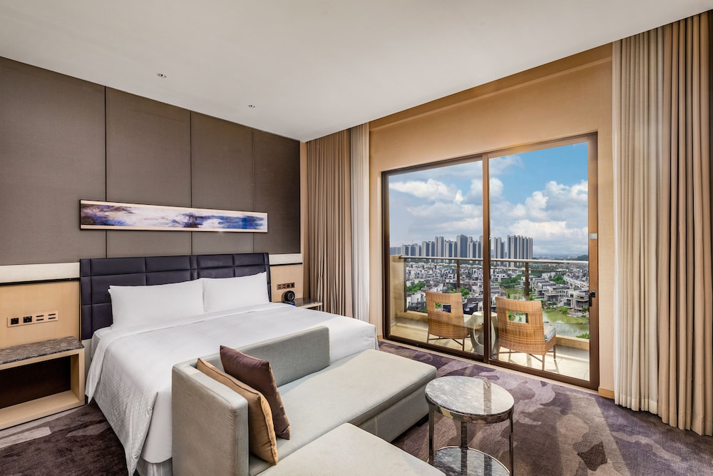 Four Points By Sheraton Guangdong Heshan 12/37