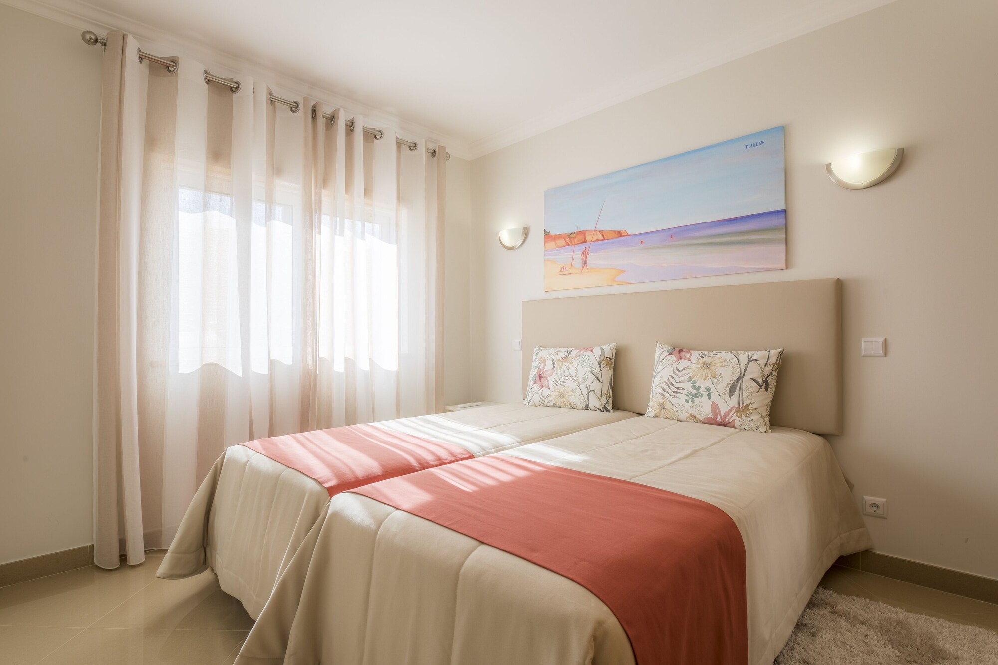 2 Bedrooms, Villa, 4 Beds, Sofa