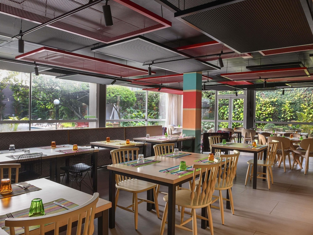 Ibis Styles Abidjan Marcory 42/65