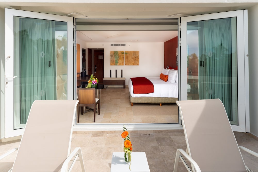 Presidente Intercontinental Cancun Resort 52/82