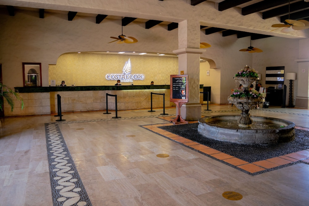 Costa De Oro Beach Hotel 3/50