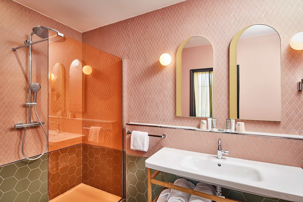 Hotel De Cambis, BW Premier Collection in AVIGNON