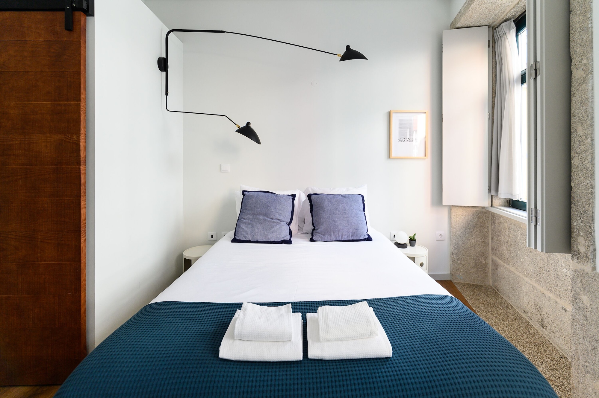 DELUXE, DOUBLE BED