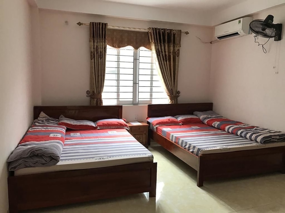 room, 2 double beds