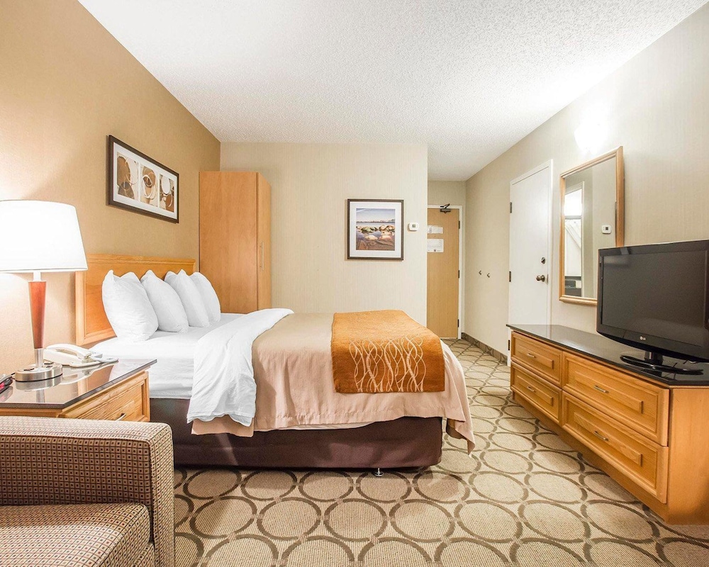 Comfort Inn Rimouski 12/38