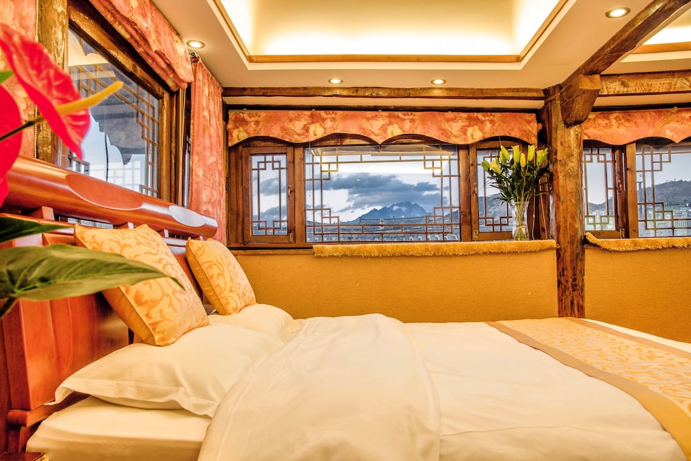Lijiang Xueshanyu Inn 18/36