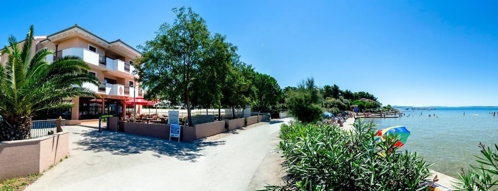 Hotel Laguna 35/42