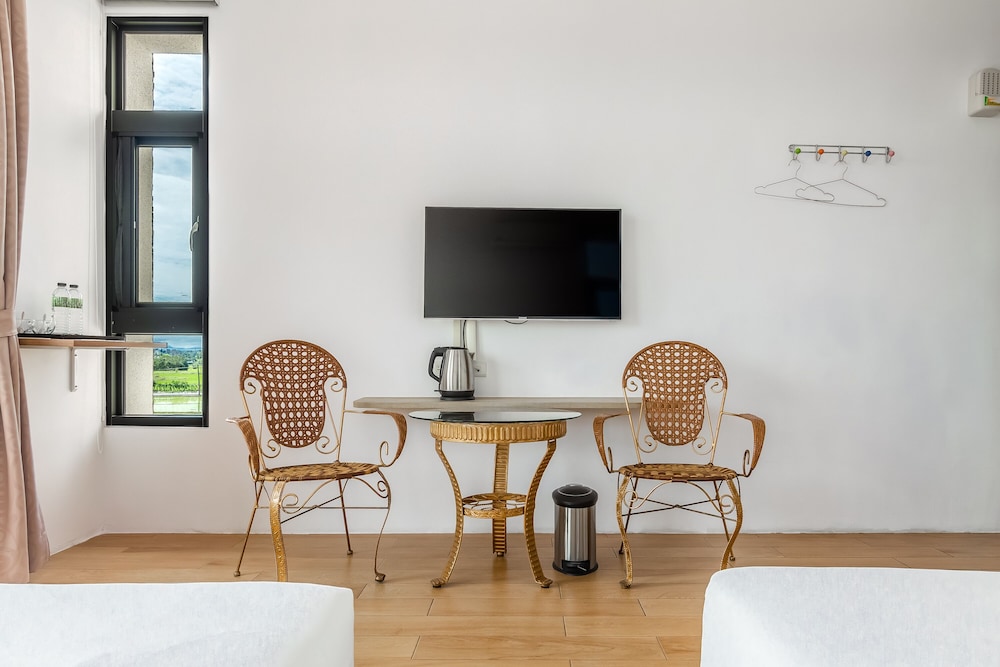 Simple Life B&B 54/67