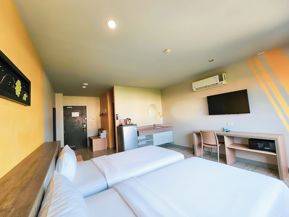 Recenta Suite Phuket Suanluang 10/50