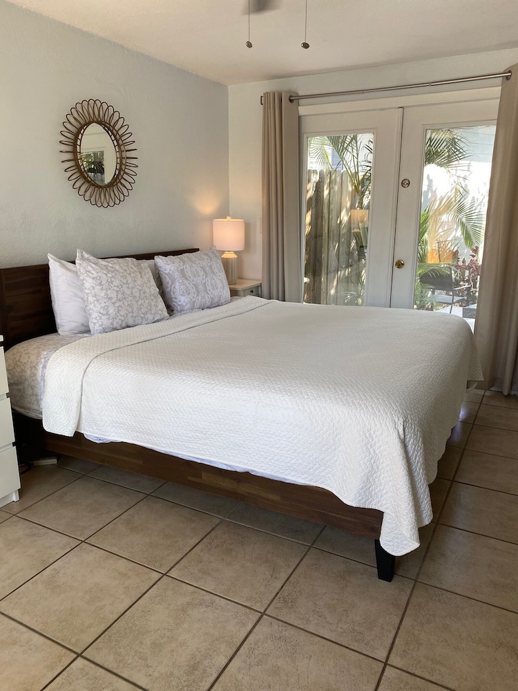 Turtle Beach Resort and Inn 12/50