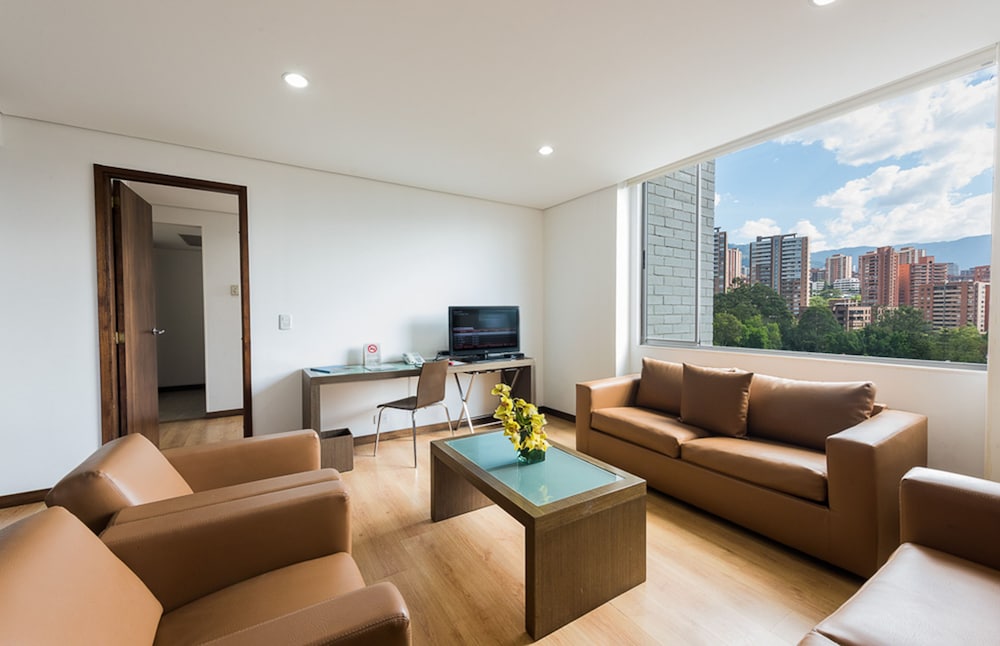 Hotel Poblado Alejandria 46/66