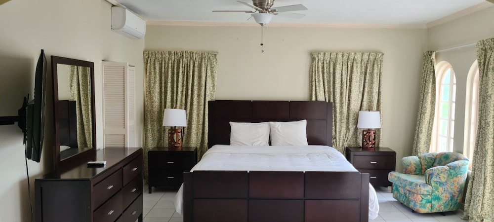 Tropical Lagoon Resort 9/29