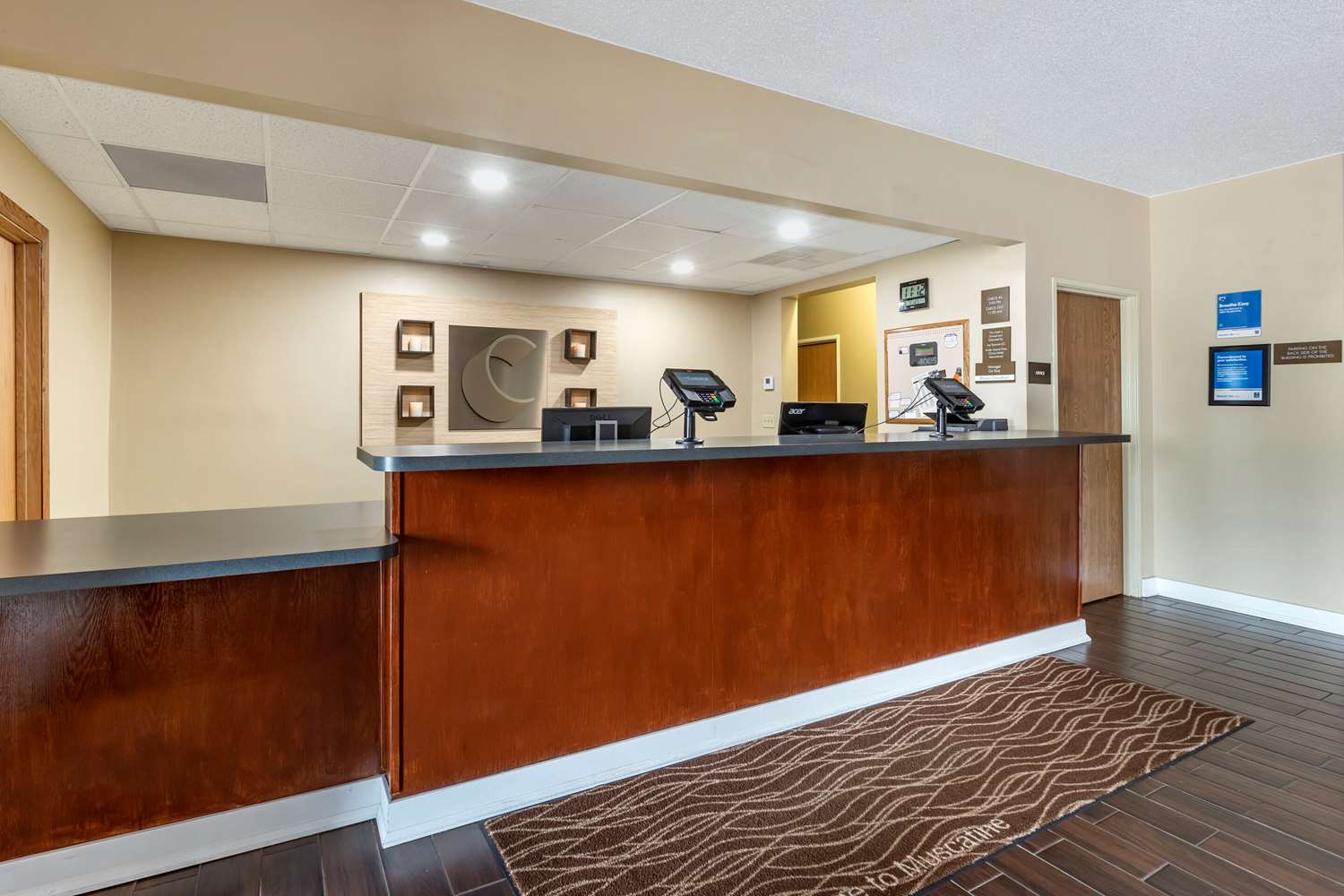 Comfort Inn Muscatine near Hwy 61 6/33