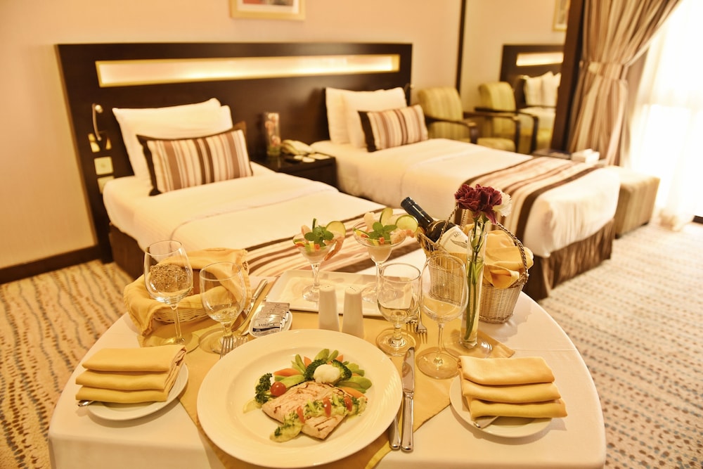 Golden Tulip Bahrain 59/78