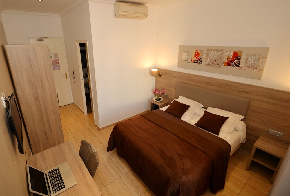Hotel Parisien 14/72