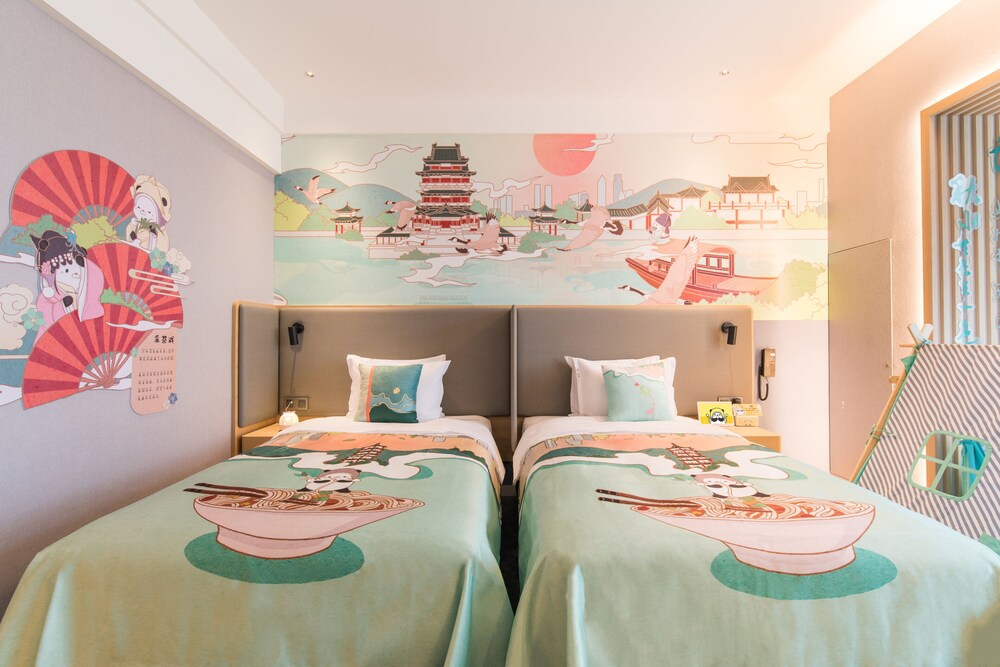 Holiday Inn Express Nanchang Riverside 43/77