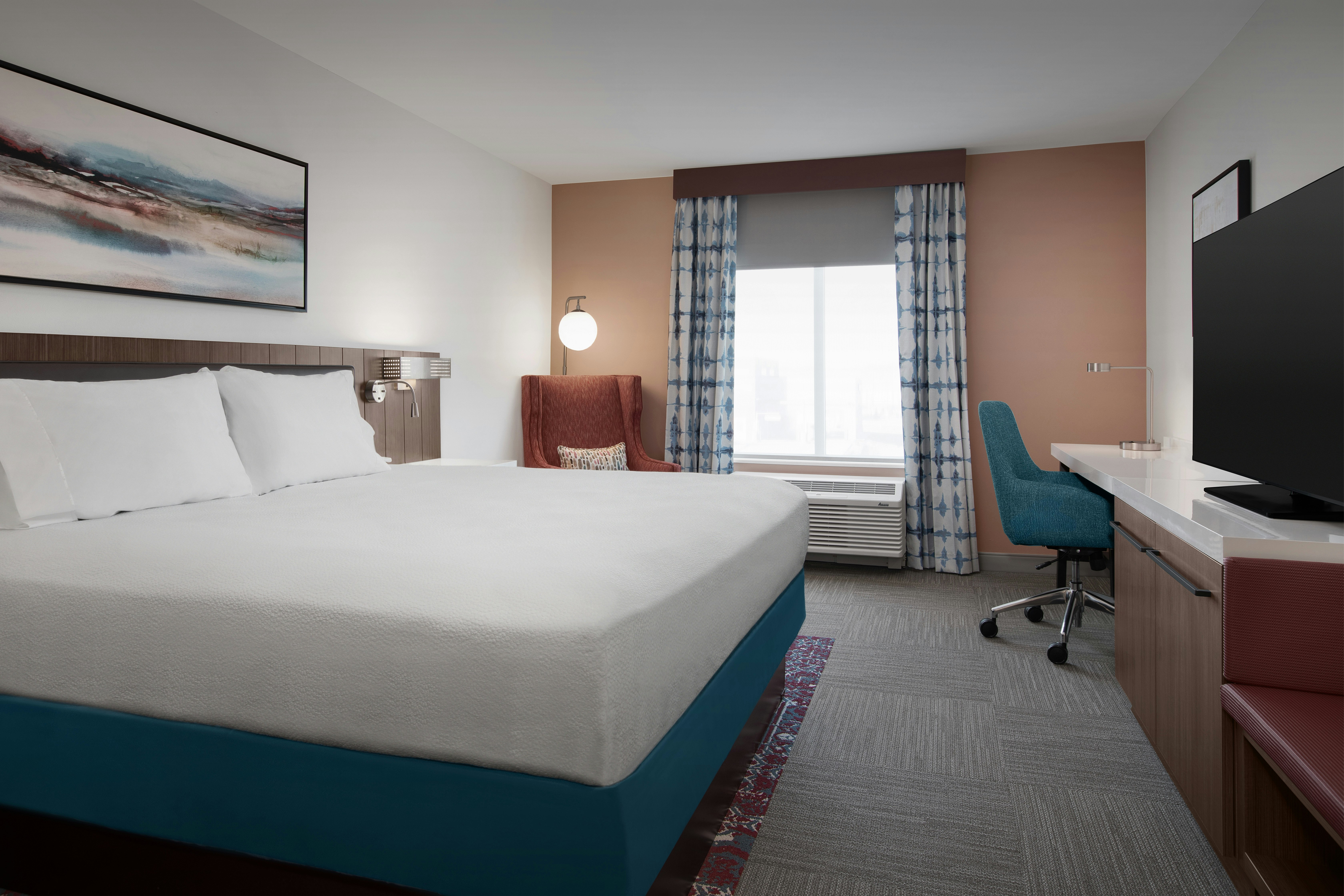 ROOM, KING BED