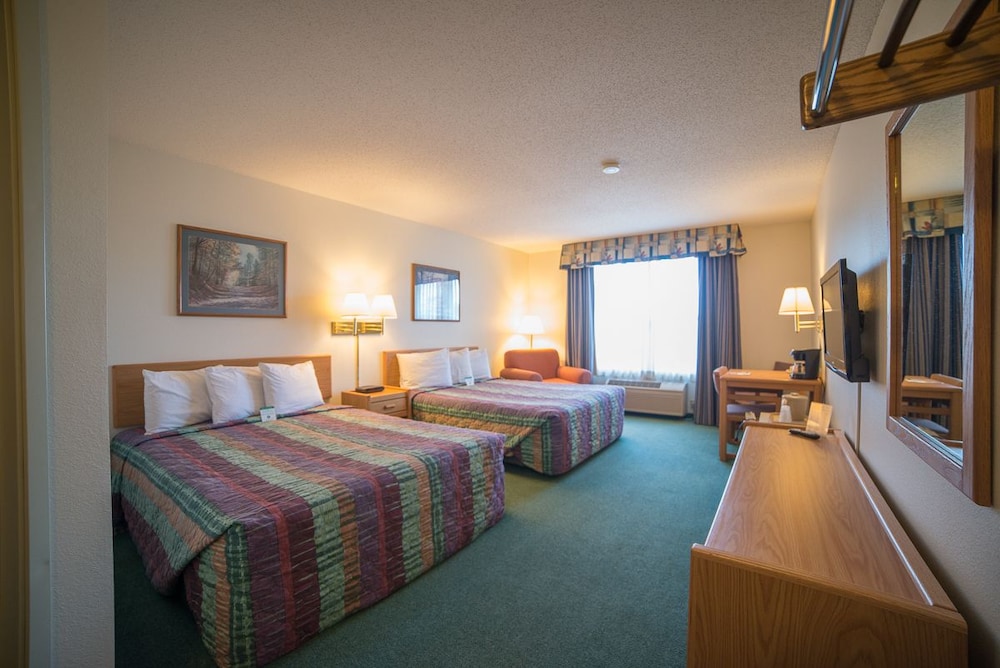 River Valley Inn & Suites 11/37