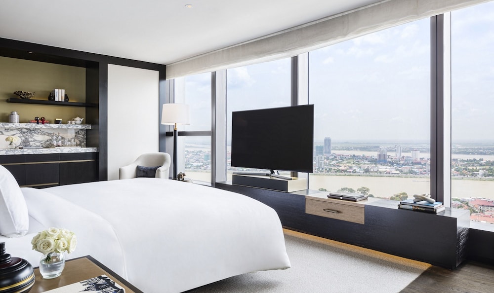 Rosewood Phnom Penh 20/76