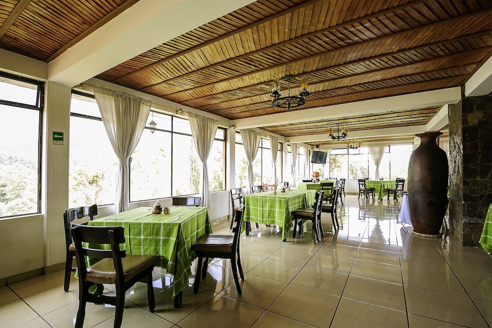 Hotel Pie de la Sierra 29/50
