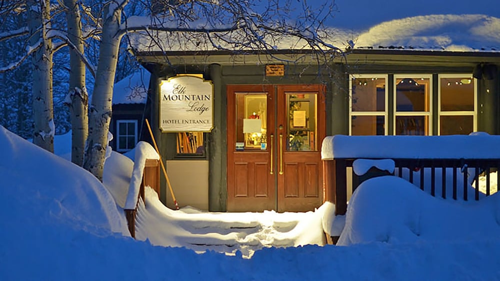 ELK MOUNTAIN LODGE 3/61