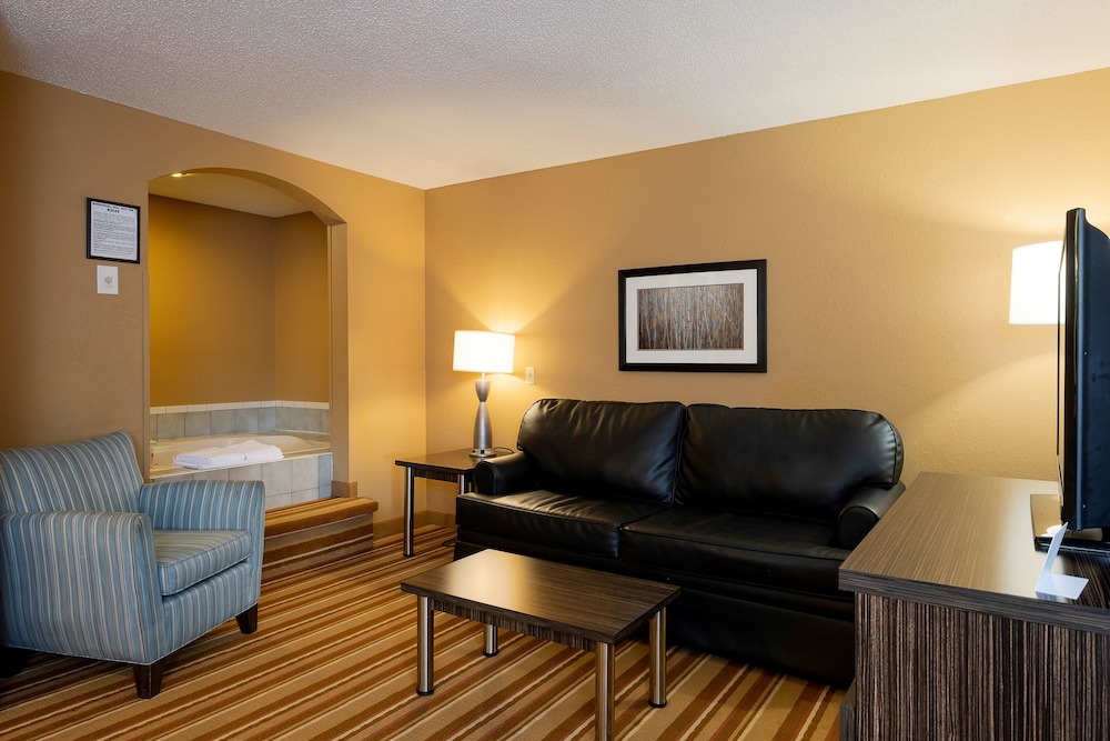 Blaine Town Inn & Suites 17/25