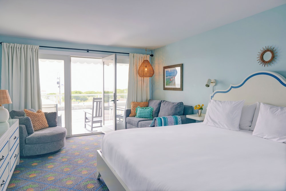 Ocean, King Bed, Sofa, Terrace