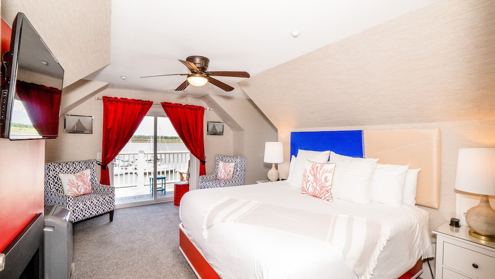 Regatta Inn 29/64