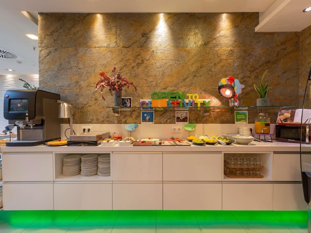 Ibis Styles Madrid Prado 43/50