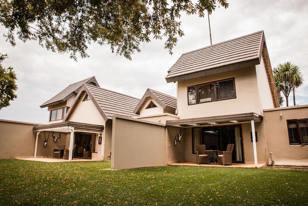 Bona Bona Game Lodge 45/48