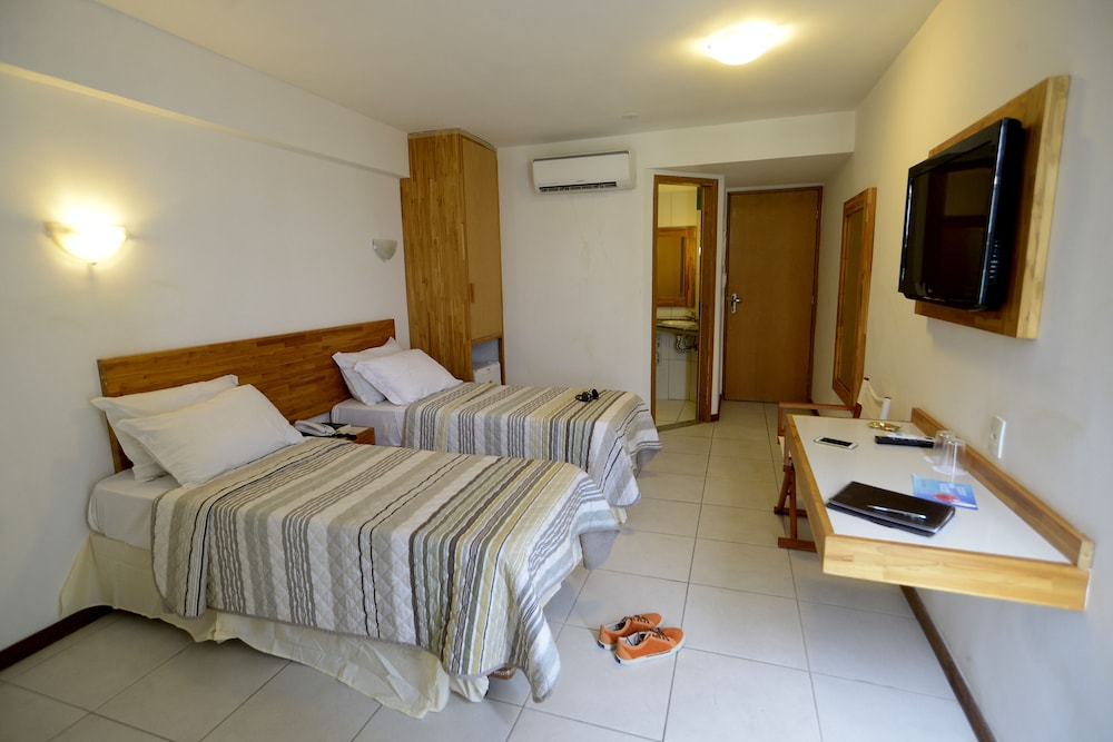 ECONOMY, TWIN BEDS